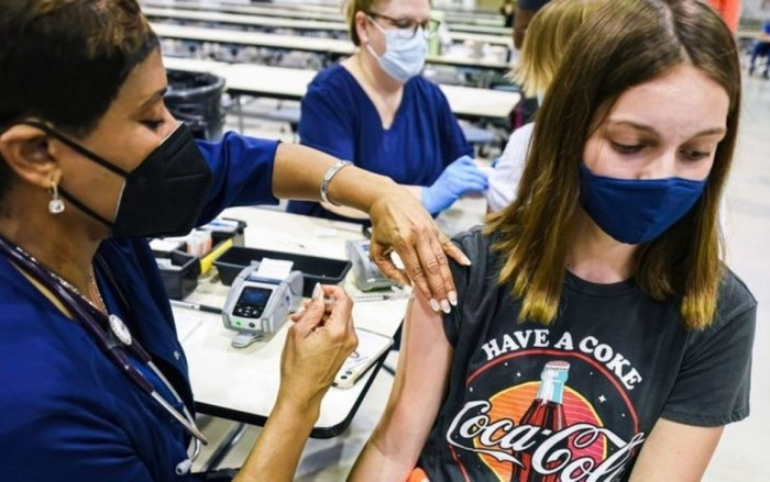 Kinh nghiệm tiêm vaccine Covid-19 cho trẻ em ở các nước Ảnh 2