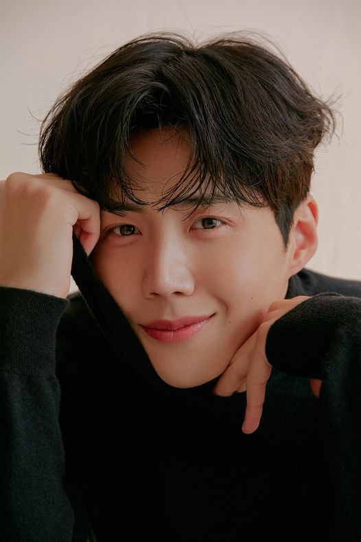 Kim Seon Ho chính thức rời khỏi chương trình 2 Days 1 Night