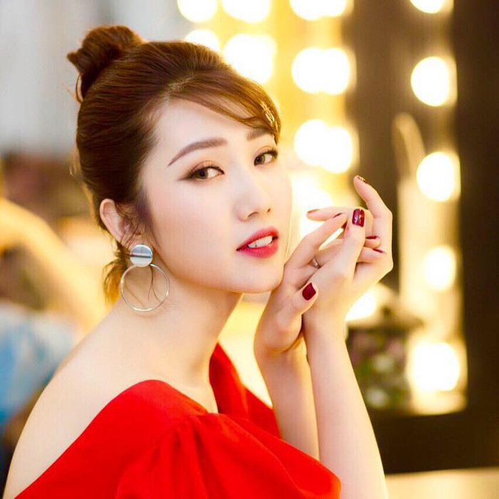 Cô nàng vẫn đang độc thân và tích cực thả thính