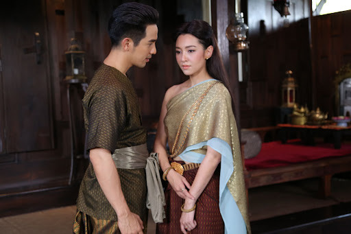 Bella Ranee, Yaya Urassaya và dàn diễn viên Thái Lan vào vai song sinh: Thiện hay ác đều cân được hết Ảnh 5