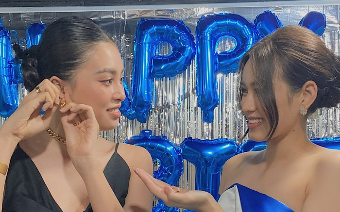 Hoa hậu Tiểu Vy 'lột' trang sức hàng hiệu tặng sinh nhật Đỗ Thị Hà Ảnh 2