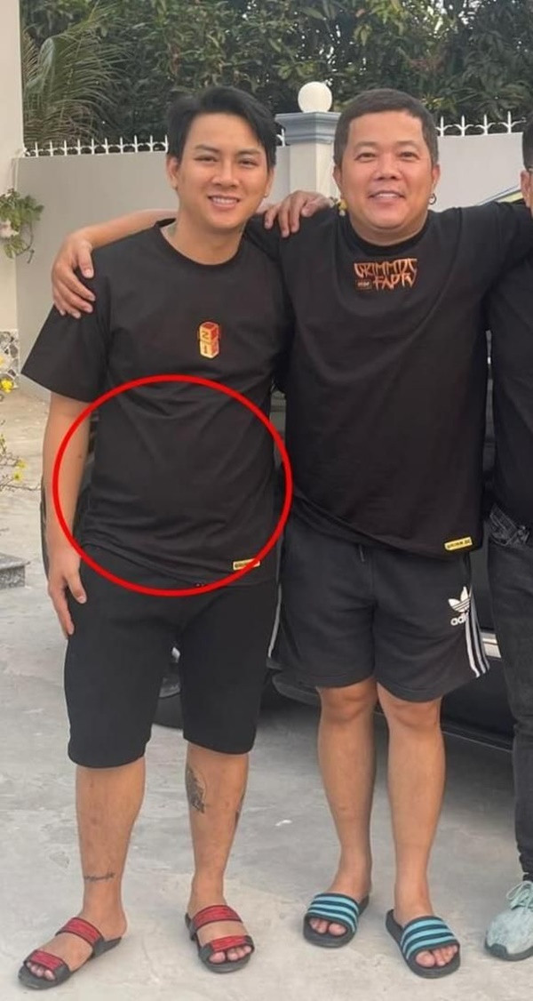 Hoài Lâm khiến dân tình hoang mang khi ngồi nói linh tinh, ngoại hình phát tướng khó nhận ra Ảnh 6