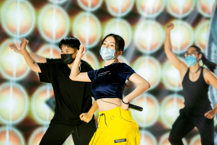 Orange - VP Bá Vương 'so găng' tại Bán kết The Heroes: Màn đối đầu khó nhằn của cặp trai tài gái sắc Ảnh 5