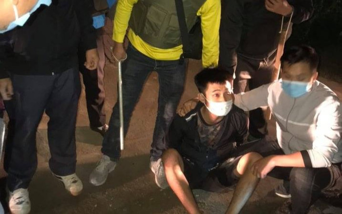 Nam thanh niên 19 tuổi bị bắt khi đang vận chuyển 4kg ma túy đá Ảnh 2