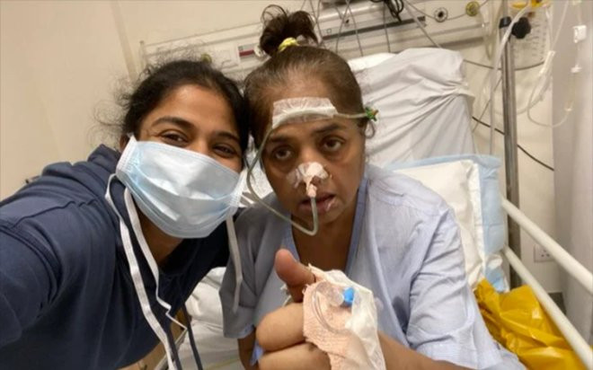 Mẹ đột quỵ gục ngã trước màn hình, con gái ở xa 4000 km khóc nấc quay về thì xảy ra kỳ tích Ảnh 2