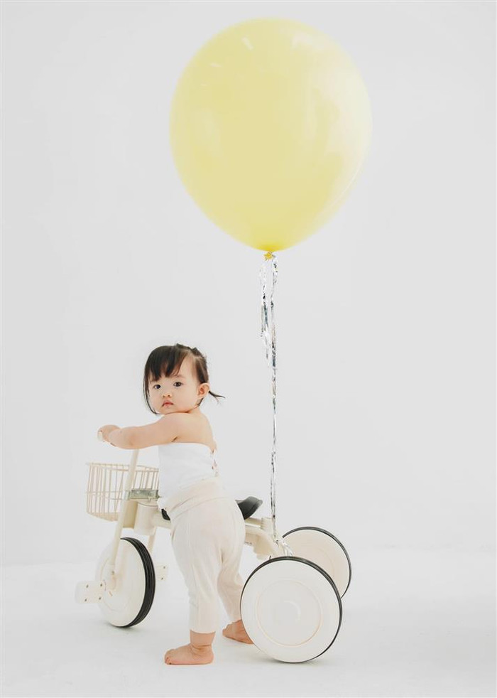 Sự ngây thơ, đáng yêu của cô làm người đối diện 'tan chảy'.