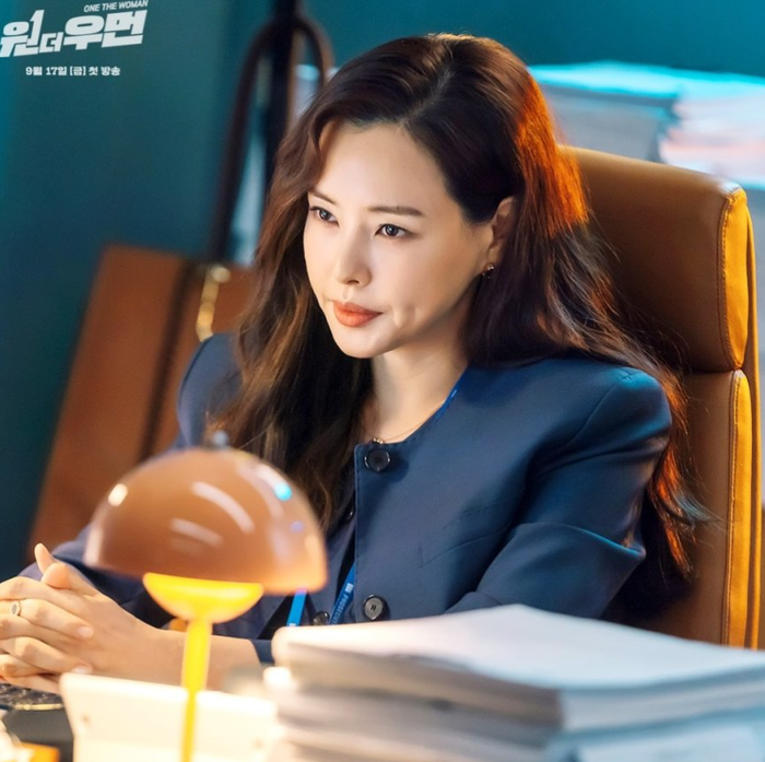 BXH 10 phim Hàn gây tiếng vang nhất tuần 2 tháng 10: Loạt tên tuổi lớn nhường chỗ cho tân binh này! Ảnh 8