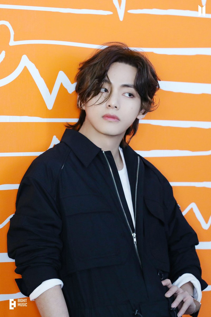 BigHit mong fan thông cảm cho tình hình của V.