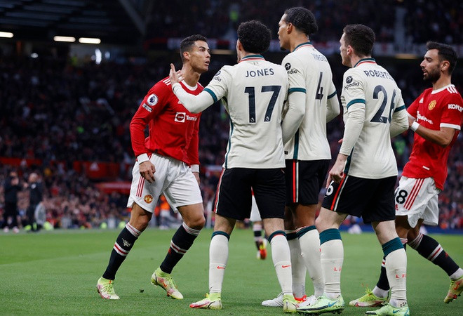 CĐV Liverpool 'động viên' HLV Solskjaer: Hãy ở lại với Man United! Ảnh 1