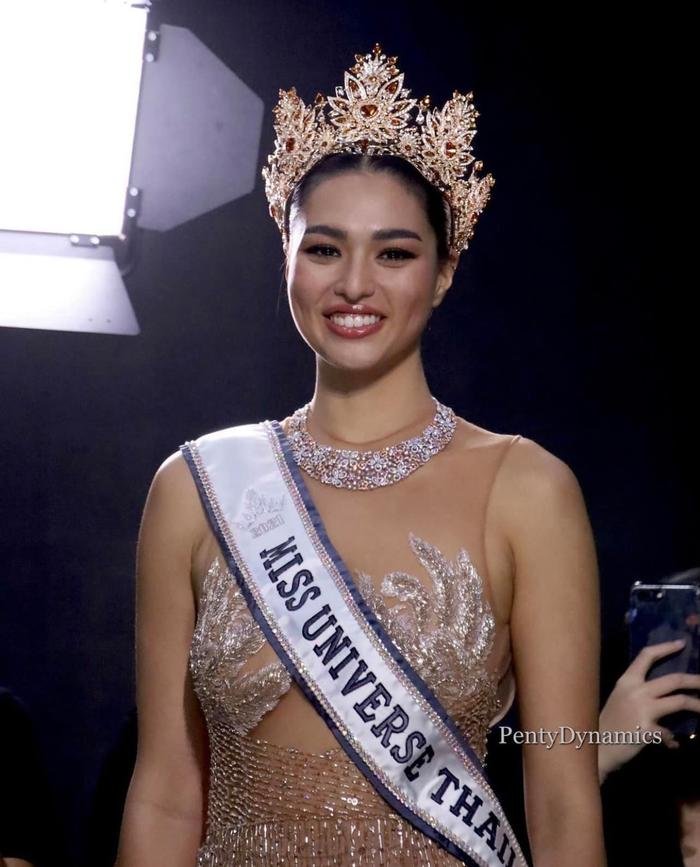 Miss Universe Thái Lan 2021 ăn uống thả phanh sau chung kết bất chấp xì xào về vóc dáng Ảnh 6