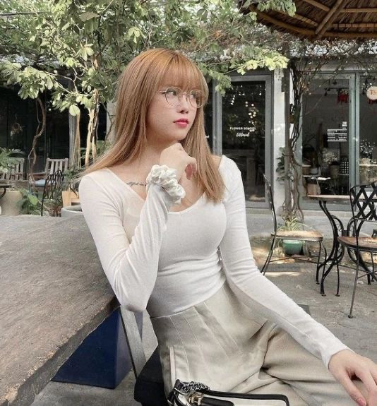 2 năm trước, Thiều Bảo Trâm đã công khai nhắc đến Sơn Tùng trong MV này mà fan không biết? Ảnh 3