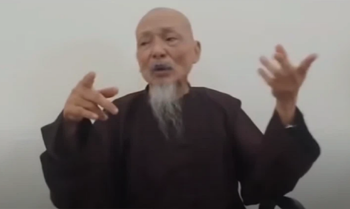 Ông Lê Tùng Vân từng tuyên bố sẽ cho cô gái nào dám nhận là vợ ông 100 triệu hoặc 1 tỷ đồng