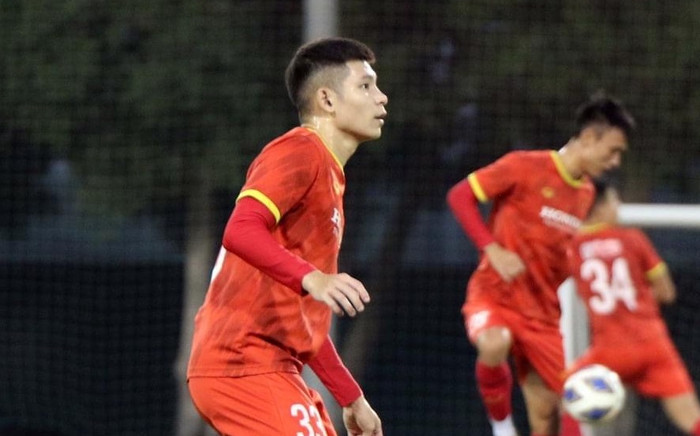 Bạn trai cũ của Ngọc Trinh ra mắt 'thảm hoạ' ở U23 Việt Nam, ông Park thay ra ngay đầu hiệp 2 Ảnh 2