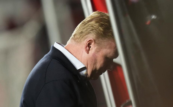 CHÍNH THỨC: Barca sa thải HLV Koeman Ảnh 2