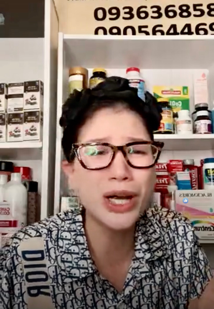 Trang Khàn livestream hứa sẽ không nói tục, chửi thề sau khi nhận mức phạt 7,5 triệu.
