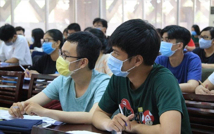 Đại học đầu tiên tại TP.HCM dự kiến đón sinh viên quay trở lại trường học trực tiếp từ đầu tháng 11 Ảnh 2
