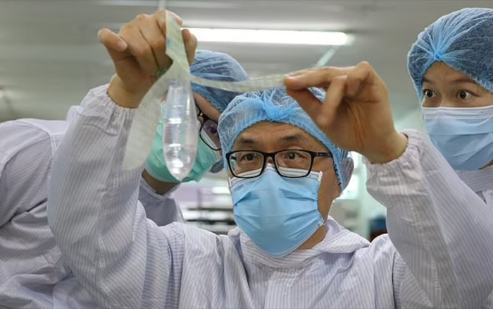 Bao cao su 'cả nam và nữ đều dùng được' đầu tiên trên thế giới có gì đặc biệt? Ảnh 2