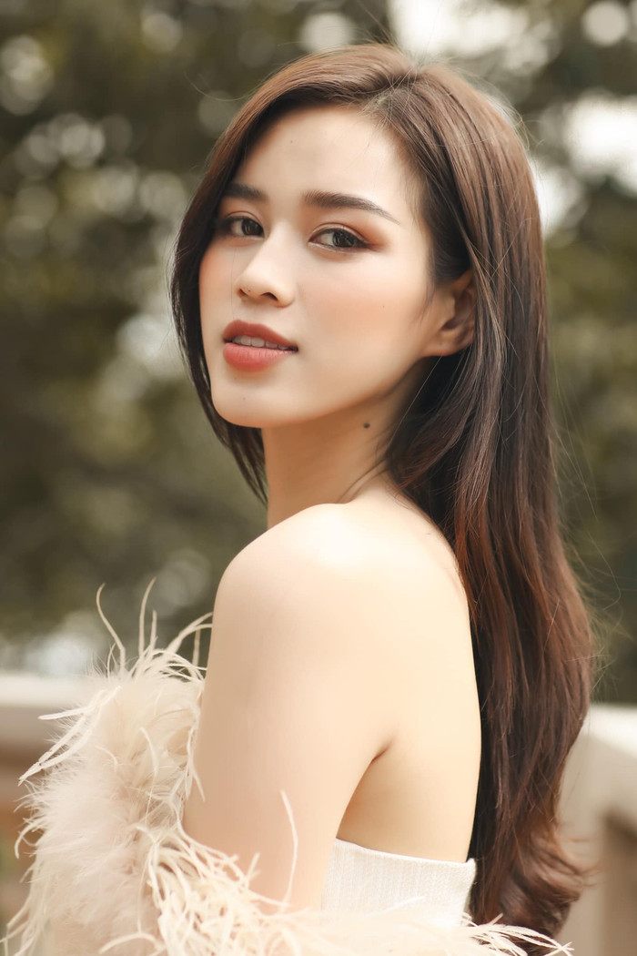 Đỗ Thị Hà tung bộ ảnh đẹp ngất ngây sau khi được dự đoán đăng quang Miss World 2021 Ảnh 2