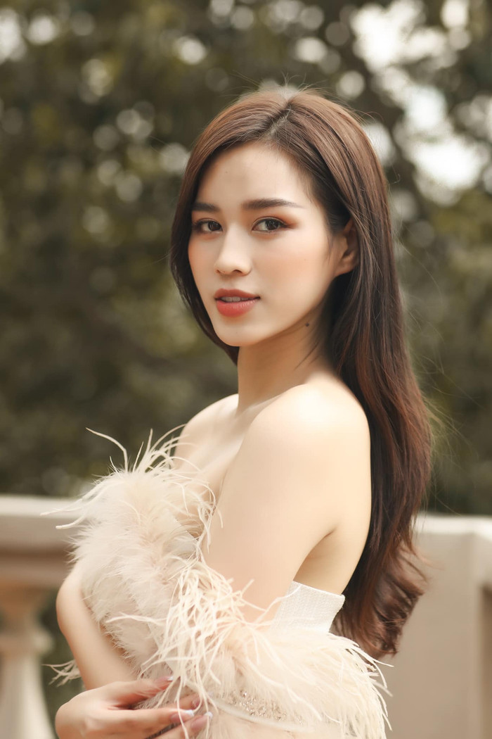 Đỗ Thị Hà tung bộ ảnh đẹp ngất ngây sau khi được dự đoán đăng quang Miss World 2021 Ảnh 1