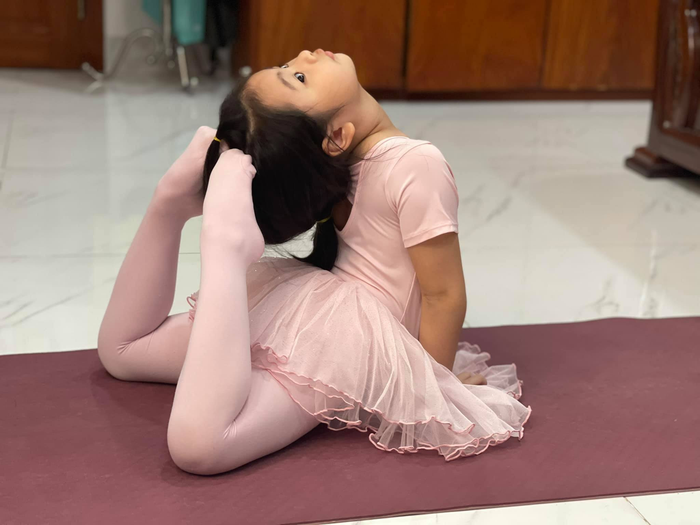 Vân Trang cho con gái tham gia những bộ môn nghệ thuật ngay từ nhỏ.