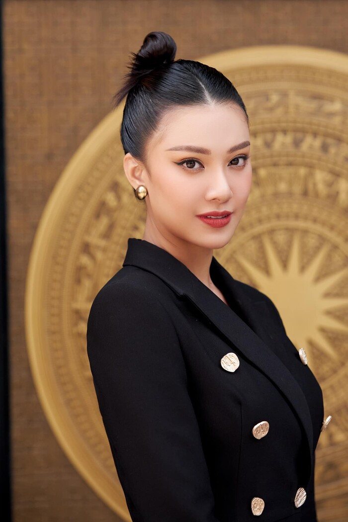 Kim Duyên nhờ fan tư vấn kiểu tóc để đời tại Miss Universe, layout nào sẽ giúp cô cháy hết mình? Ảnh 12