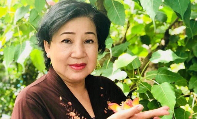 Nghệ sĩ Kim Thủy.