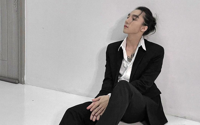 Rò rỉ sân khấu Sơn Tùng với tạo hình tóc dài, Muộn rồi mà sao còn phiên bản mới toanh sắp được lên sóng? Ảnh 2