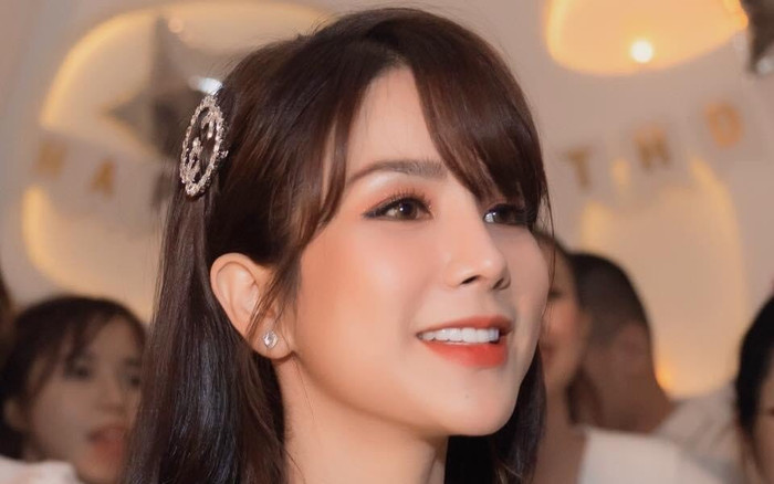 Sau ồn ào ly thân, Diệp Lâm Anh tìm bình yên nơi chốn thiền môn Ảnh 2