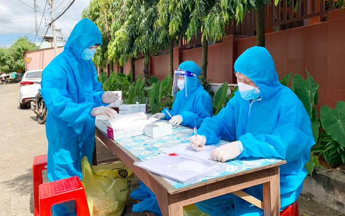 Ngày 3/11: Cả nước ghi nhận 6.192 ca nhiễm mới, trong đó 2.766 ca trong cộng đồng Ảnh 2