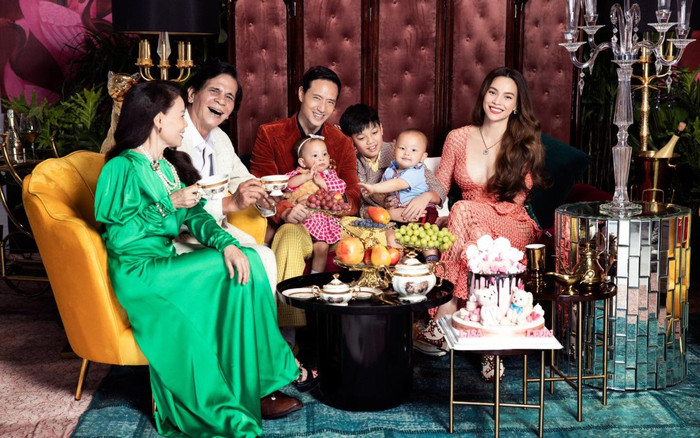 Gia đình 3 thế hệ của Hồ Ngọc Hà sang chảnh ngút trời mừng Lisa - Leon tròn 1 tuổi Ảnh 2
