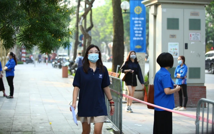 Hà Nội: Giáo viên chỉ dạy trực tiếp khi tiêm 2 mũi vaccine Covid-19, chỉ dạy học trực tiếp 1 buổi/ngày Ảnh 2