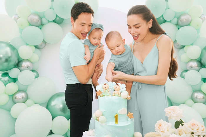 Mừng tuổi mới cặp song sinh, Hồ Ngọc Hà lý giải vì sao nghiện 'khoe' hình các con trên mạng xã hội Ảnh 1