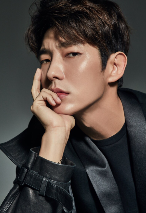 Top 5 nam diễn viên Kbiz sở hữu xương quai hàm sắc lẹm nhất: Lee Jun Ki nhỉnh hơn Park Bo Gum Ảnh 3