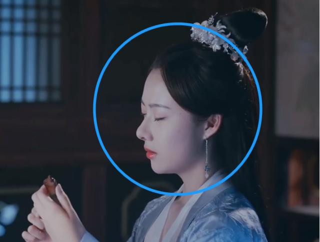 Ác nữ 'Sở Kiều truyện' có màn 'lật' nhân cách đỉnh cao khi đóng chung phim với Địch Lệ Nhiệt Ba Ảnh 11