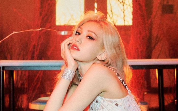 Somi khẳng định chắc nịch khi được hỏi có hối hận khi rời JYP đầu quân về The Black Label Ảnh 2