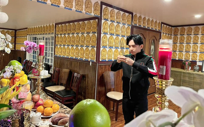 Đan Trường lần đầu viếng Phi Nhung, vẫn chưa tin cố ca sĩ đã mất Ảnh 2