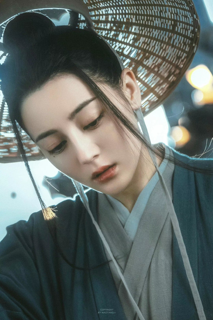 Cùng nhận được giải thưởng tại LHP Trung - Mỹ 2021, Nhiệt Ba được chúc mừng, Na Trát bị mỉa mai Ảnh 5