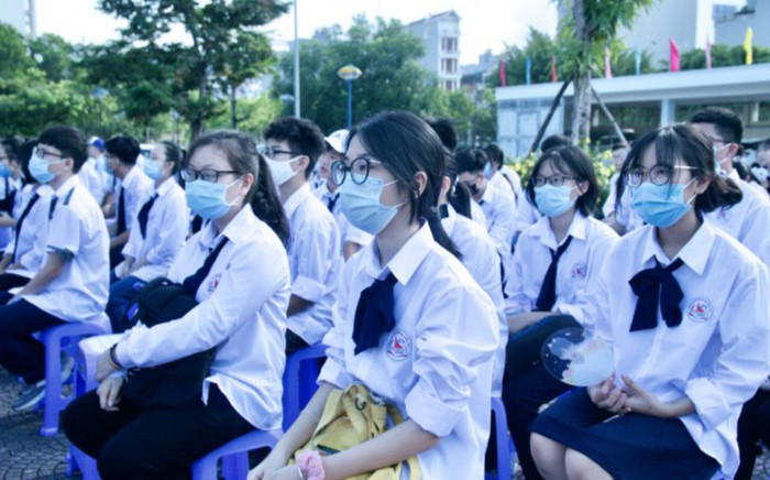 NÓNG: Hà Nội vừa dừng cho học sinh đến trường học trực tiếp trừ một huyện Ảnh 1