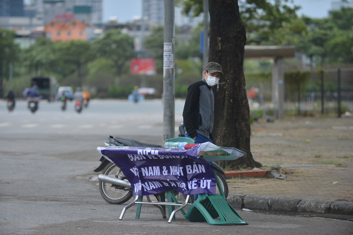 Dịch Covid-19 diễn biến phức tạp ở Hà Nội khiến người dân không muốn đến những nơi tụ tập đông người.
