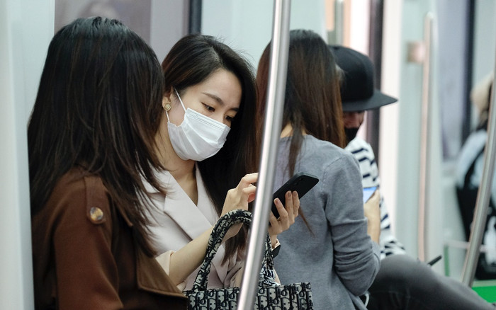 Sau những ngày đông đúc, 'check in mệt nghỉ', đường sắt Cát Linh – Hà Đông đã khoác lên diện mạo mới Ảnh 2