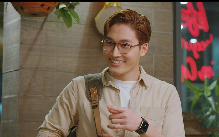 Đình Tú thoát kiếp 'trẻ trâu' nhưng quyết không bỏ thói 'lái máy bay' trong phim mới Ảnh 2