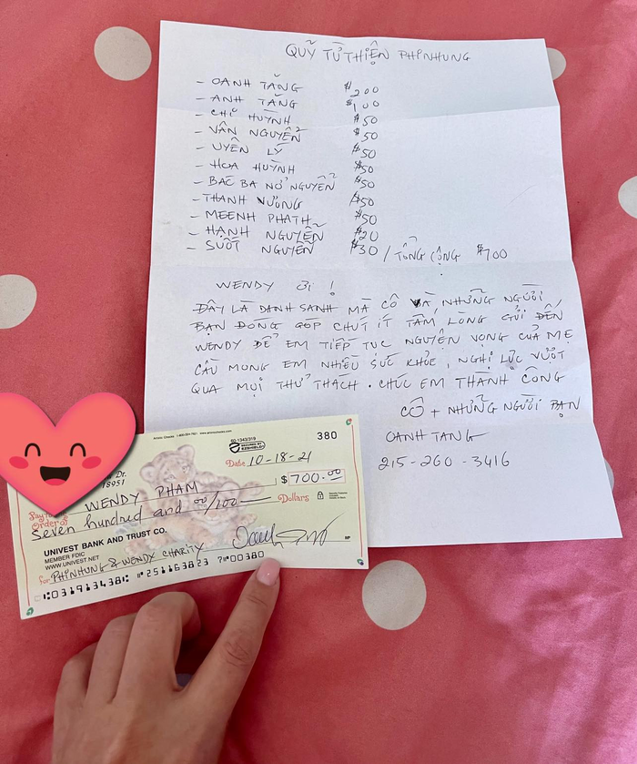 Một mạnh thường quân ủng hộ 700 USD cho Wendy thực hiện tâm nguyện còn dang dở của mẹ.