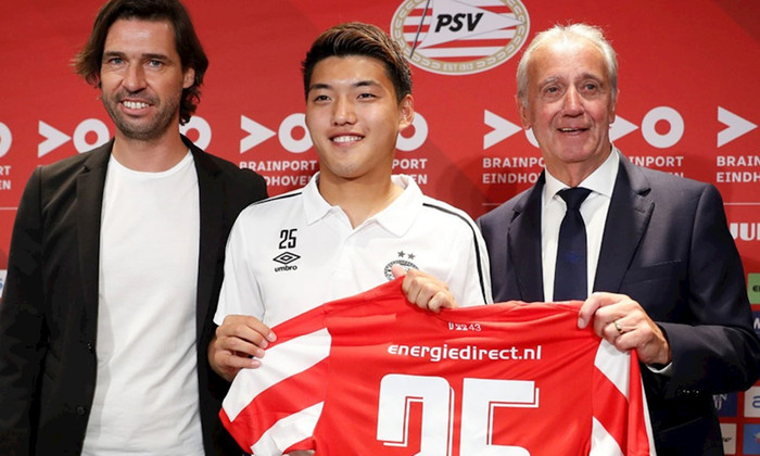 Sự nghiêph của Ritsu Doan sang trang khi đầu quân cho CLB PSV của Hà Lan. 