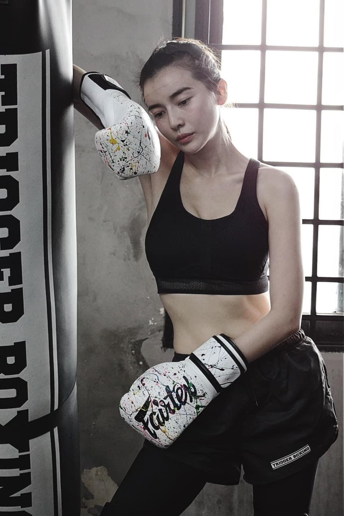 Cao Thái Hà cho biết khi tập boxing, ngoài lợi ích về sức khỏe, nó còn giúp cô rèn luyện sự điềm tĩnh và kiềm chế tính nóng nảy.