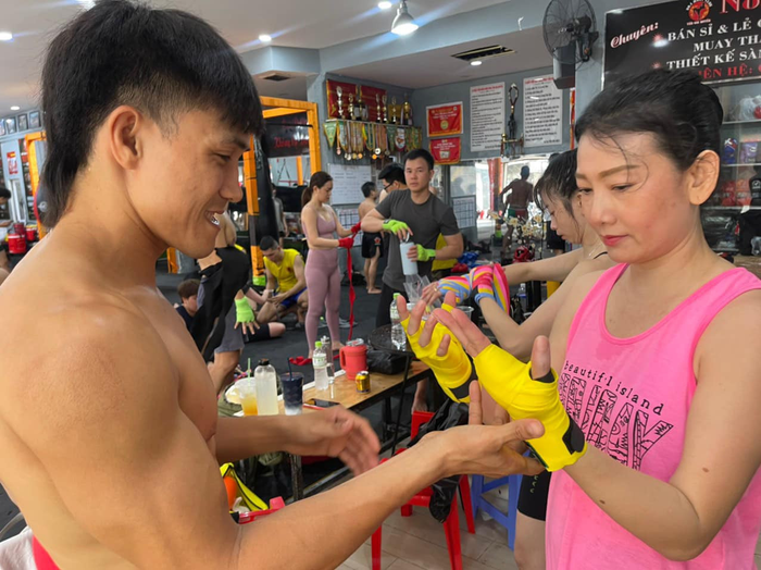 NSƯT Mỹ Uyên cho biết sẽ cố gắng chinh phục bộ môn boxing.