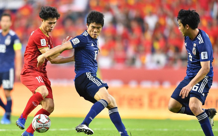 HLV Kiatisak dự đoán tuyển Việt Nam sẽ làm chấn động châu Á Ảnh 2