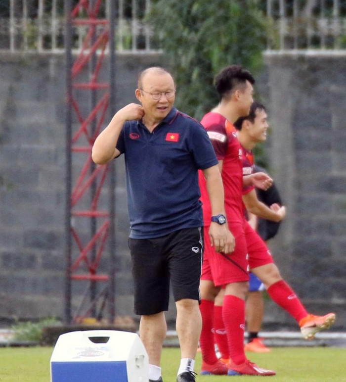 HLV Park Hang Seo có cơ hội được vinh danh Anh hùng thể thao năm 2021 ở Hàn Quốc. Ảnh: VFF