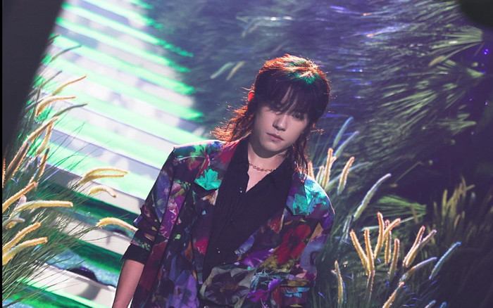 Dịch Dương Thiên Tỉ bị chê uể oải, Châu Đông Vũ bị chế giễu là 'búp bê đầu to' trong Đêm Cuồng Hoan 11/11 Ảnh 2