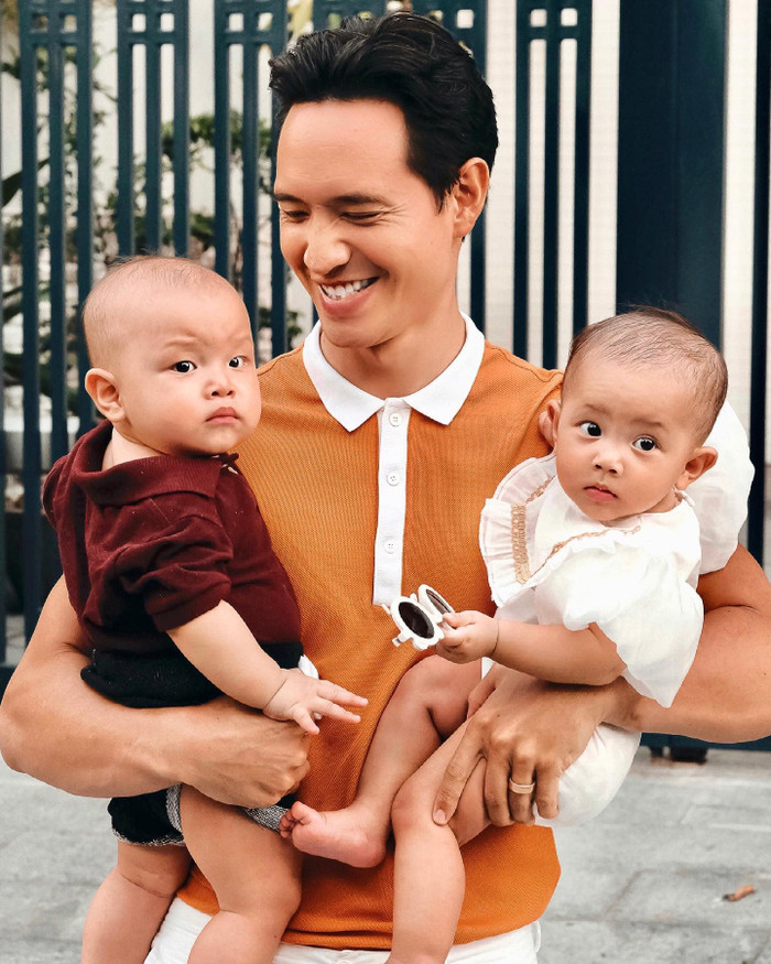 Lisa - Leon và ba Kim Lý.