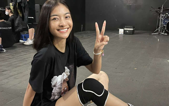 Chân bị thương, Lona Kiều Loan vẫn 'nén đau', chăm chỉ tập luyện trong hậu trường The Heroes Ảnh 2